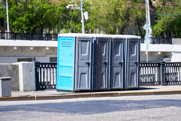 Best Emergency porta potty rental  in Eastmont, WA